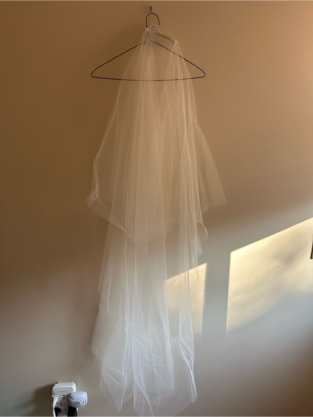 Ivory Bridal Veil with Pearl-Accented Comb